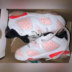 Jordan 6 pink/white 8c